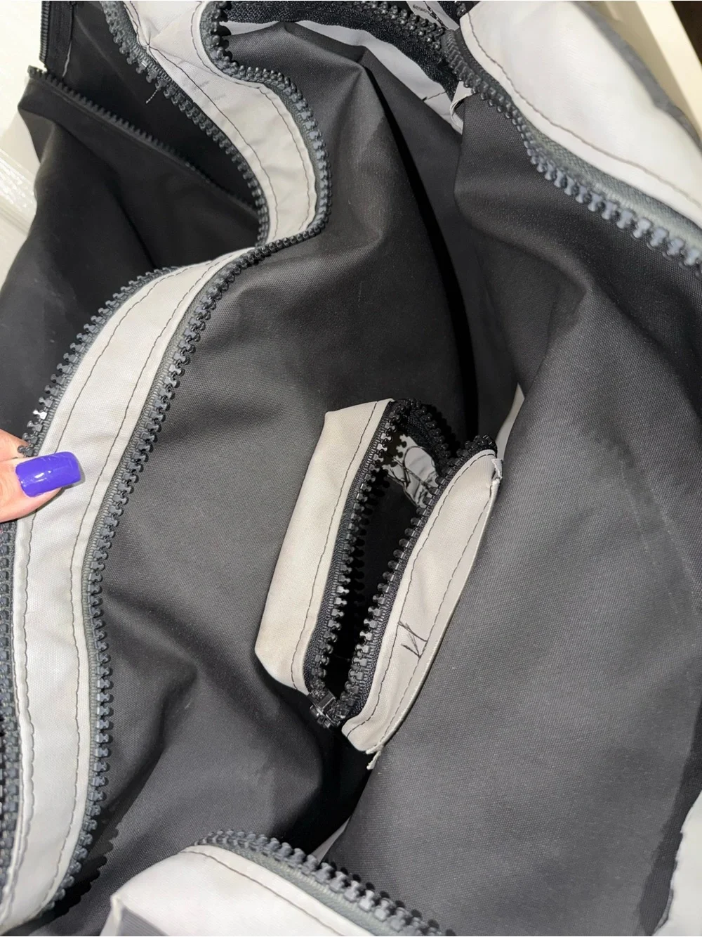 Large Black/Gray Nylon Duffle Gym Bag, Zip Closure, Adjustable Strap 23x13
